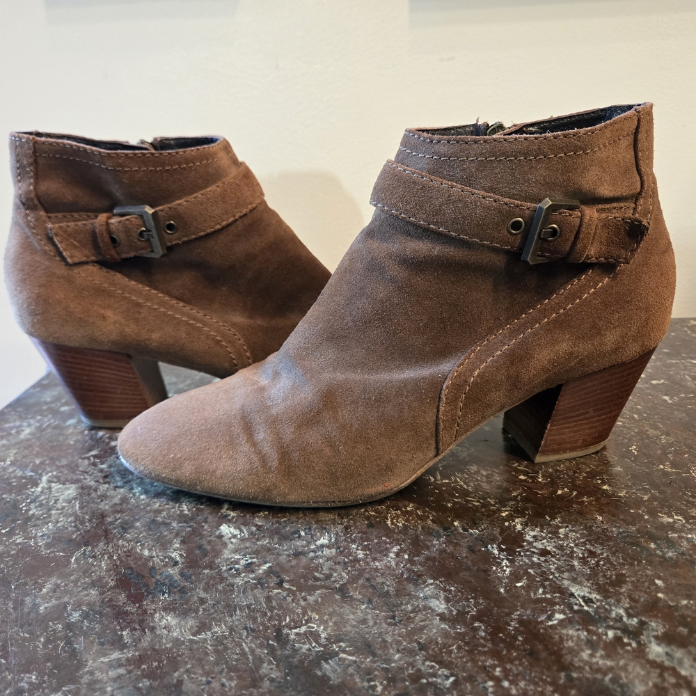 Aquatalia Brown Suede Ankle Boots